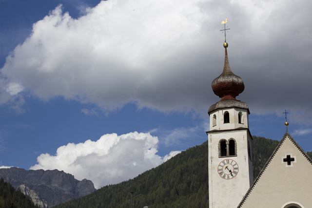 2011-08-14_14-09-55 cadore.jpg - Kirche von Andrac (Ort sdlich unterhalb des Passo Falzarego)